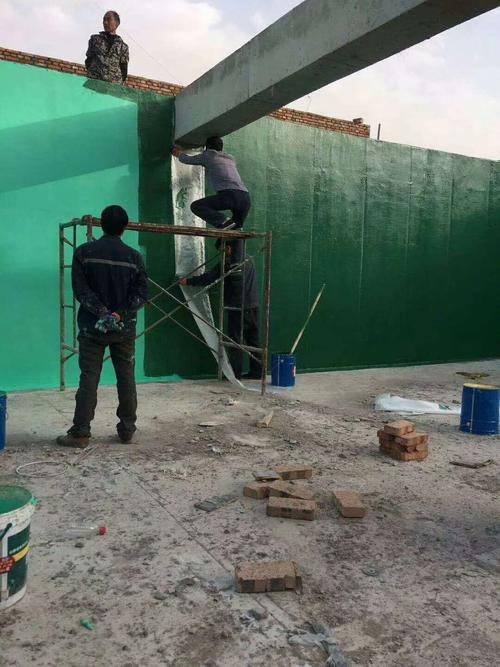 潜江经济开发区针对老旧车间地面普遍存在的起砂、裂缝问题
